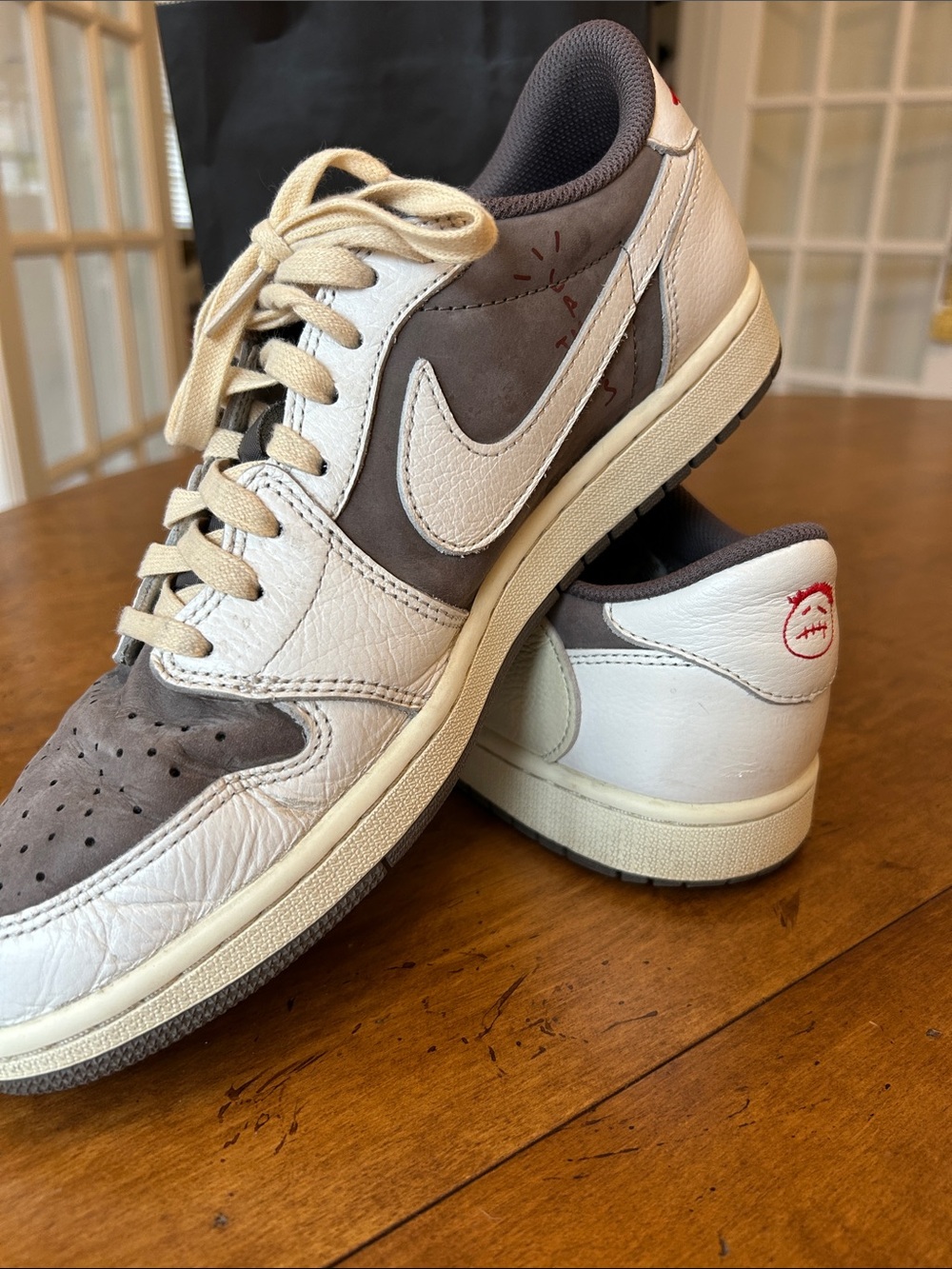 Travis Scott x Air Jordan 1 Low OG "Reverse Mocha” Size 10.5